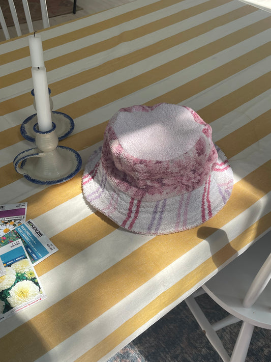 Towel bucket hat - Raspberry parfait