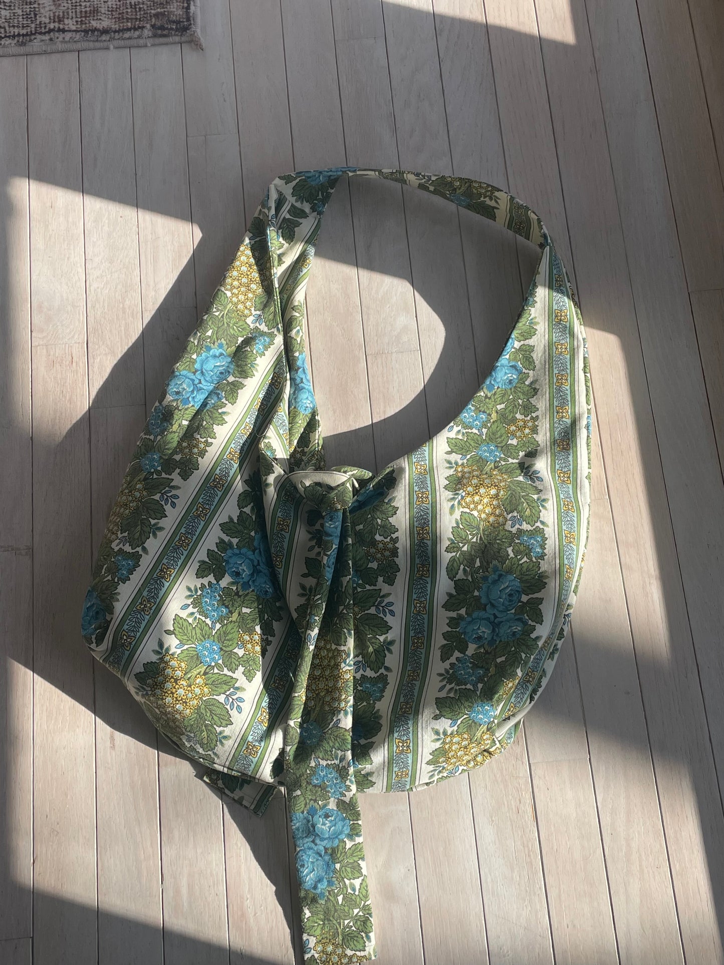 Slouchy bag - Vintage floral stripe