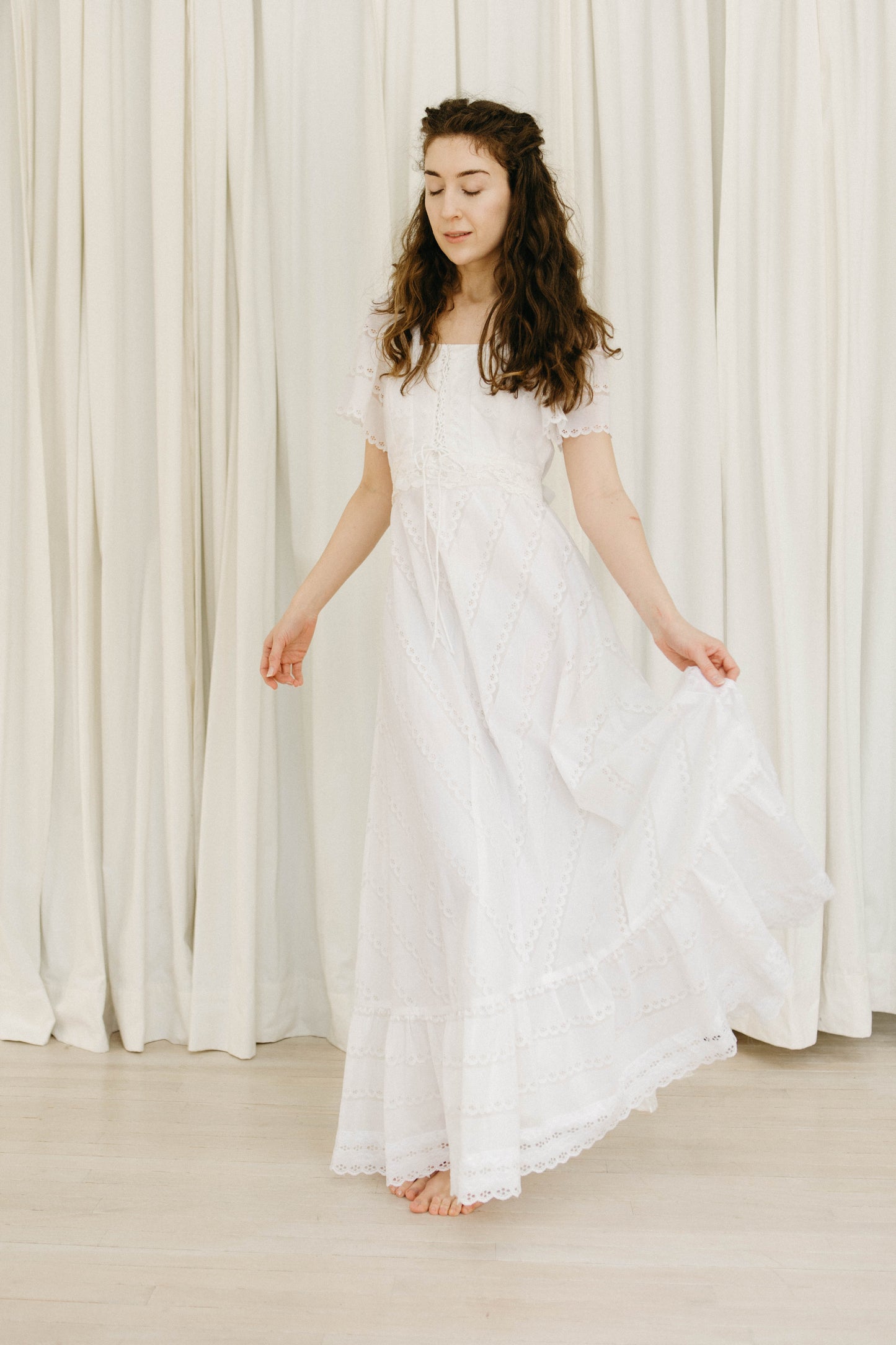 Vintage 70s lace circle skirt dress with lace up bodice