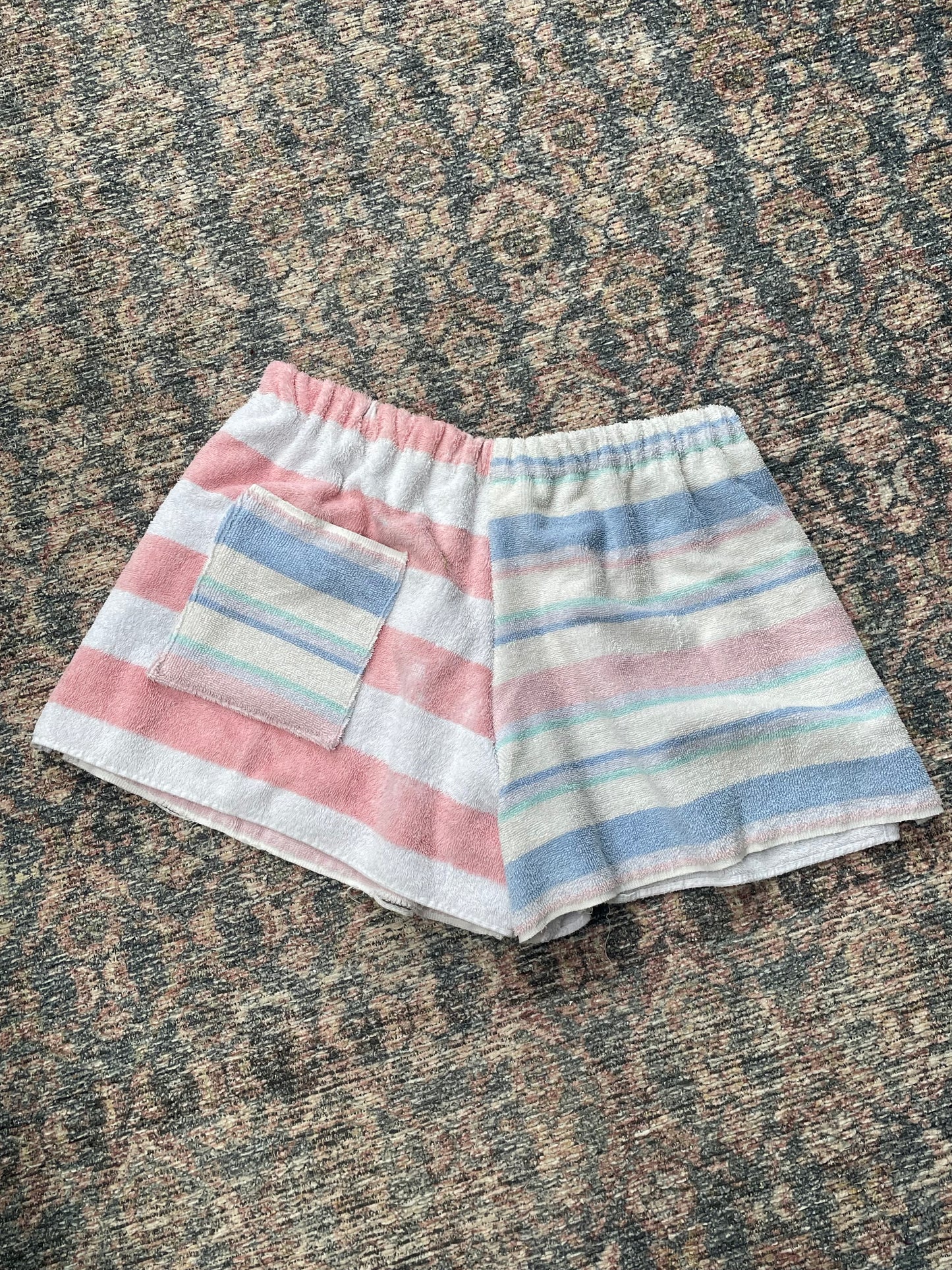 Towel short - Candy striper