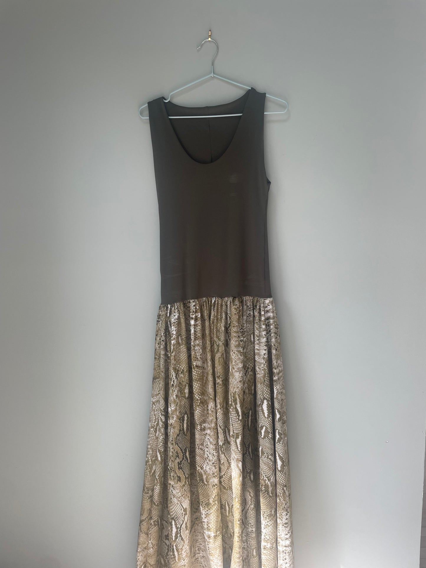 Green maxi dress