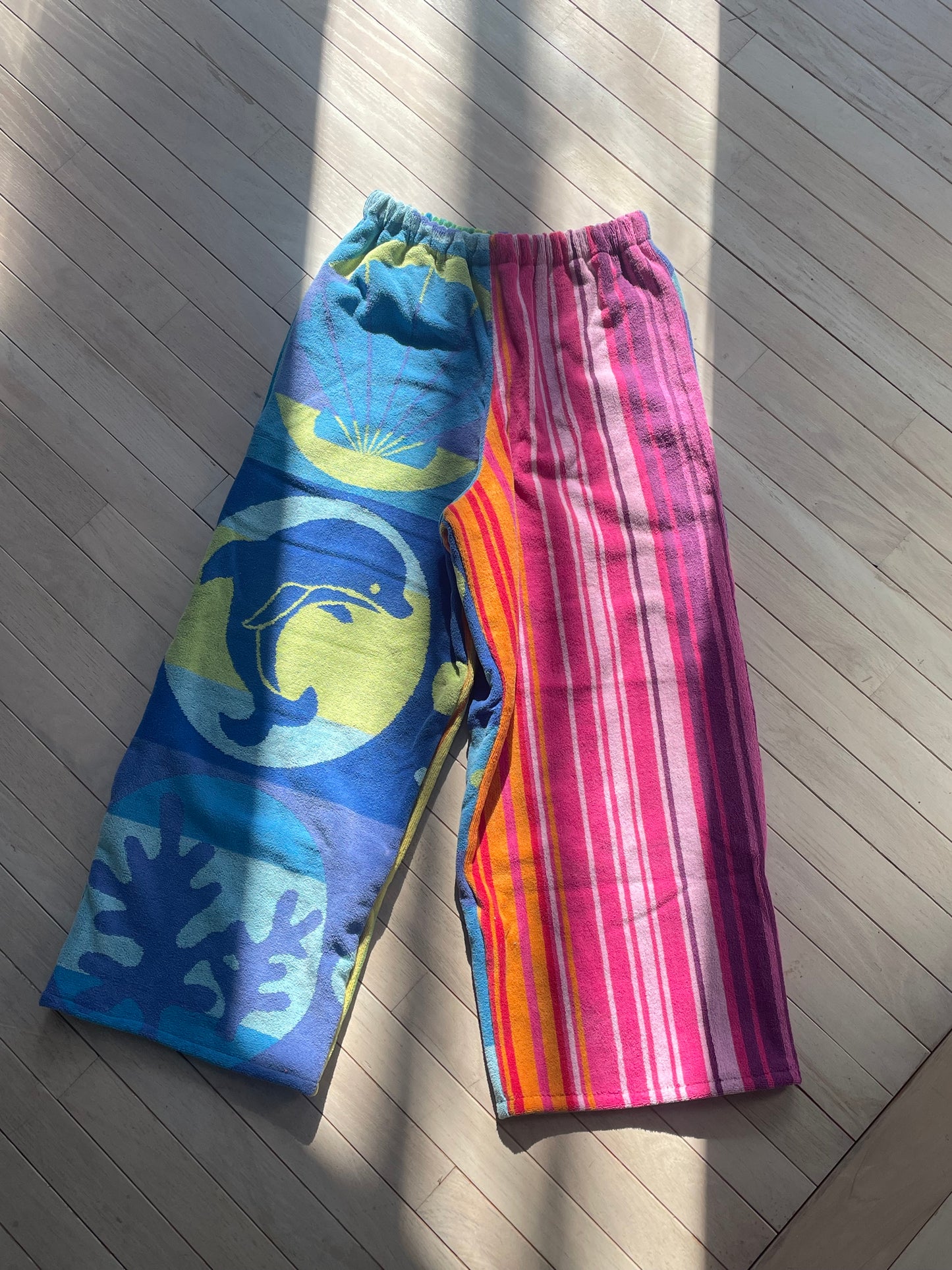 Towel pant - dolphin