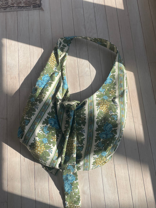 Slouchy bag - Vintage floral stripe