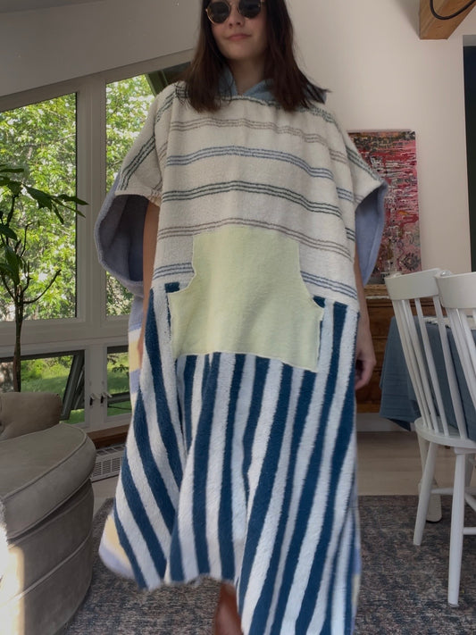 Towel poncho - blue stripes