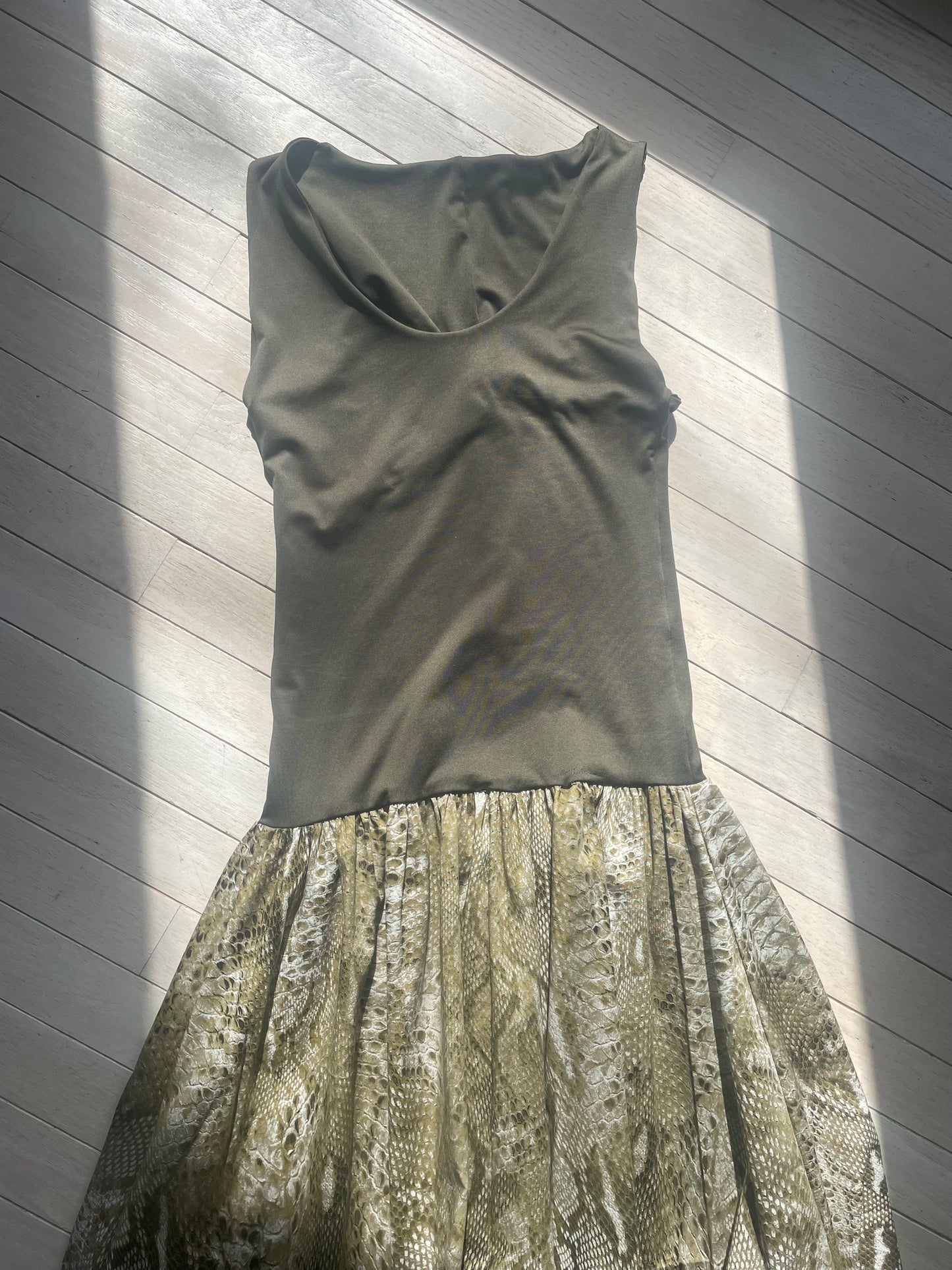Green maxi dress