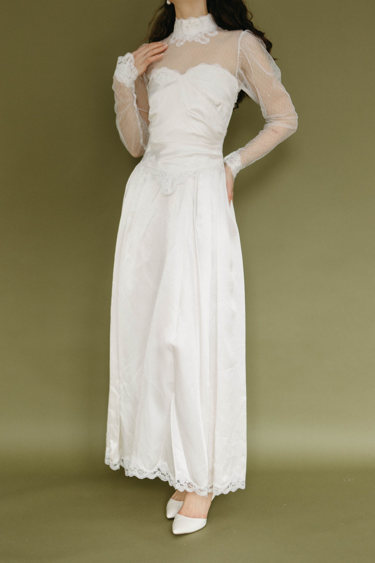 Vintage 80s basque waist long sleeve wedding gown