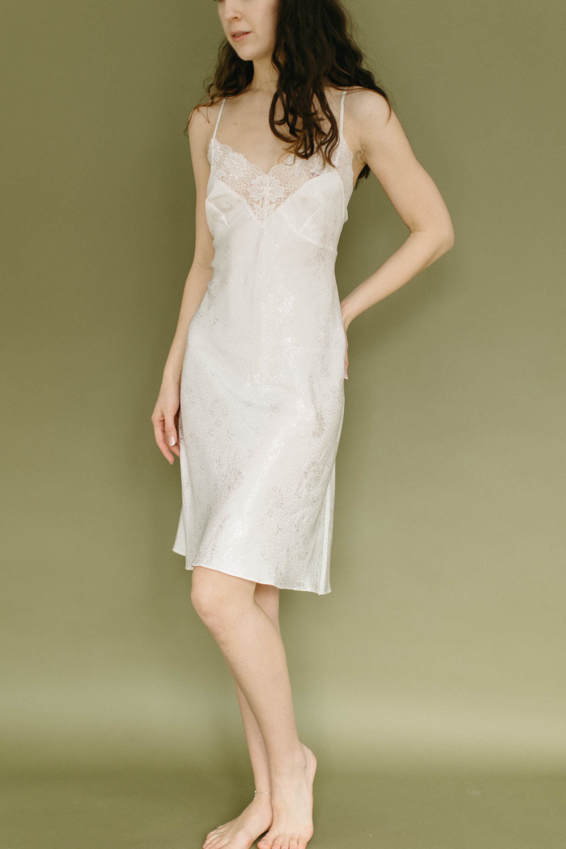 vintage white slip dress Vintage white lace slip – lakethelabel