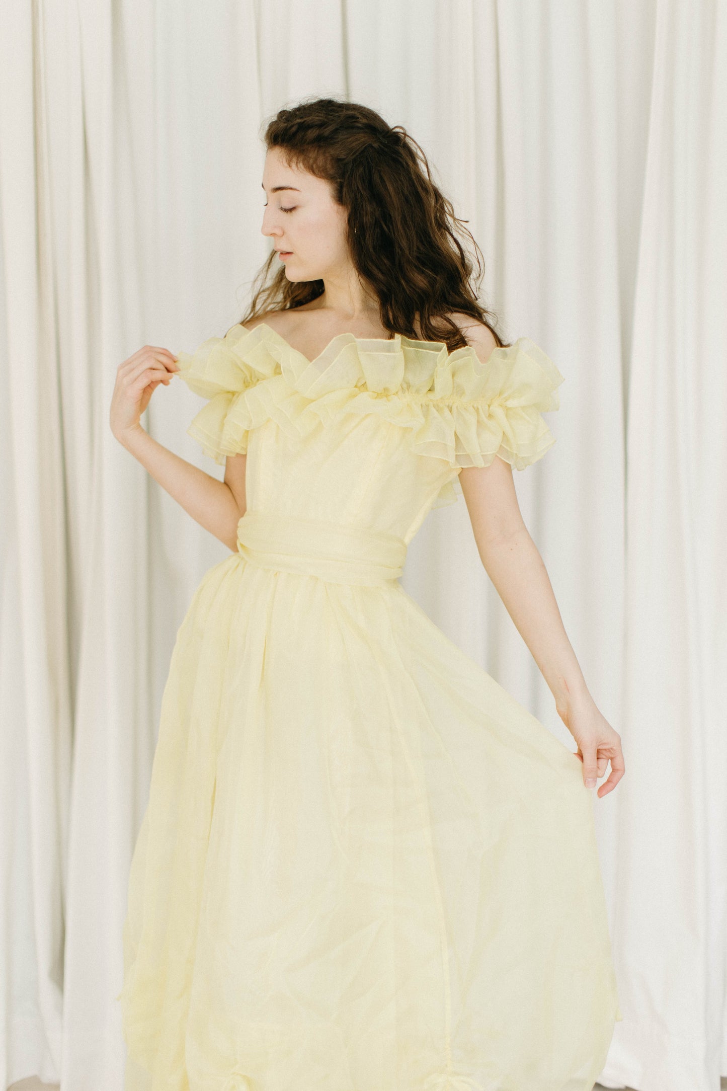 Vintage 80s yellow belle midi dress