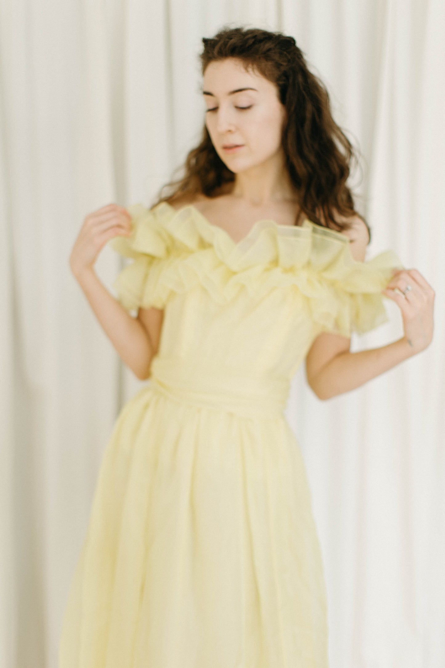 Vintage 80s yellow belle midi dress